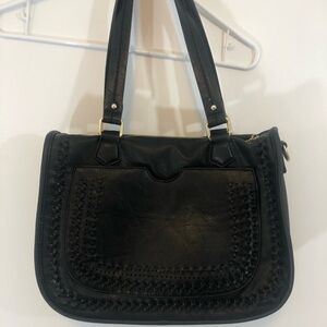 𝅺madison West Large black shoulder bag